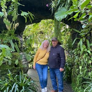 Meet your Posher, Robin